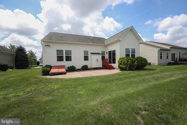 25 APPLEGATE DR, Florence, NJ 08518
