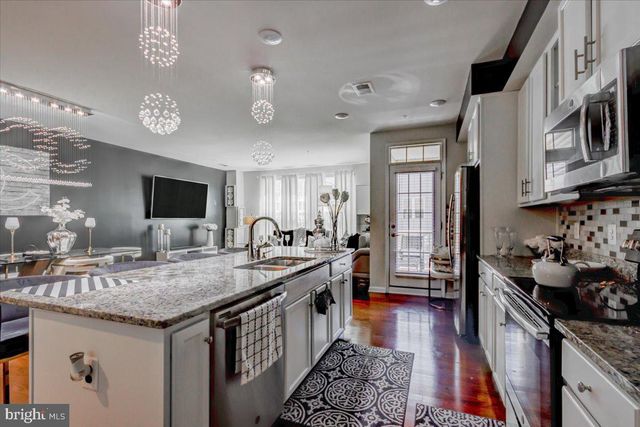 3550 BRIARWOOD DR, Dumfries, VA 22026