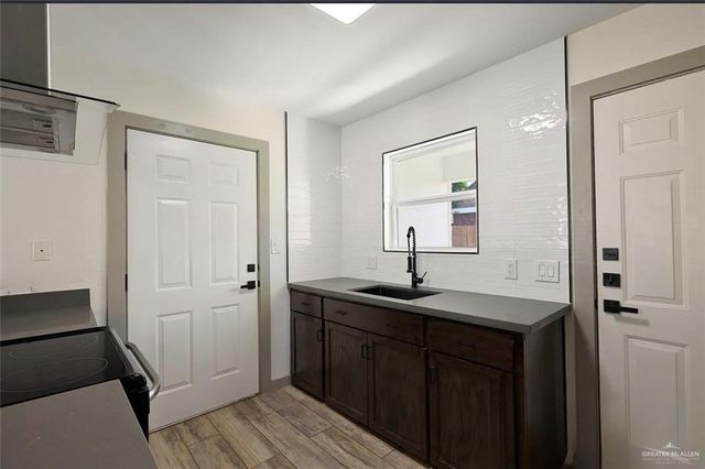 2017 Grambling Avenue, Mcallen, TX 78504