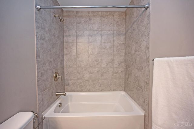 3896 Acadia Lane, Mason, OH 45036