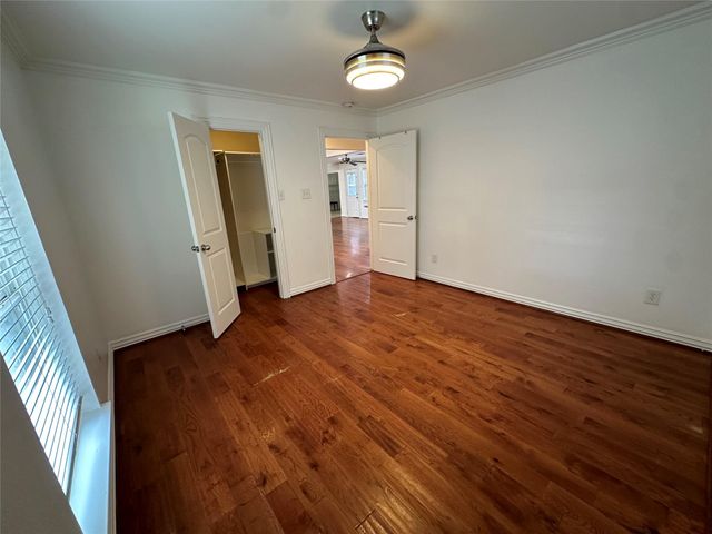 8522 Westview Drive, Houston, TX 77055