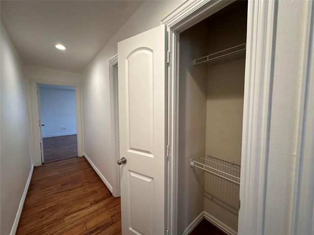 8522 Westview Drive, Houston, TX 77055