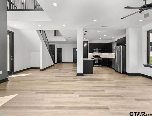 1212 Centennial Trl Unit B, Tyler, TX 75703