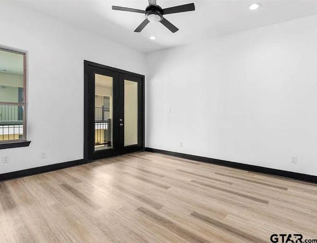 1212 Centennial Trl Unit B, Tyler, TX 75703