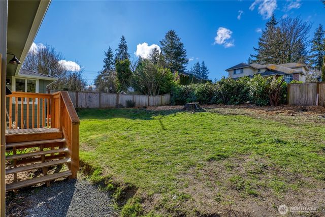 14517 Meridian Avenue N, Shoreline, WA 98133