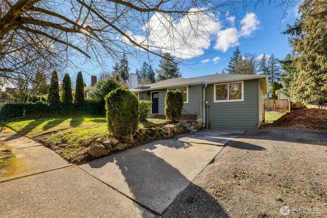 14517 Meridian Avenue N, Shoreline, WA 98133