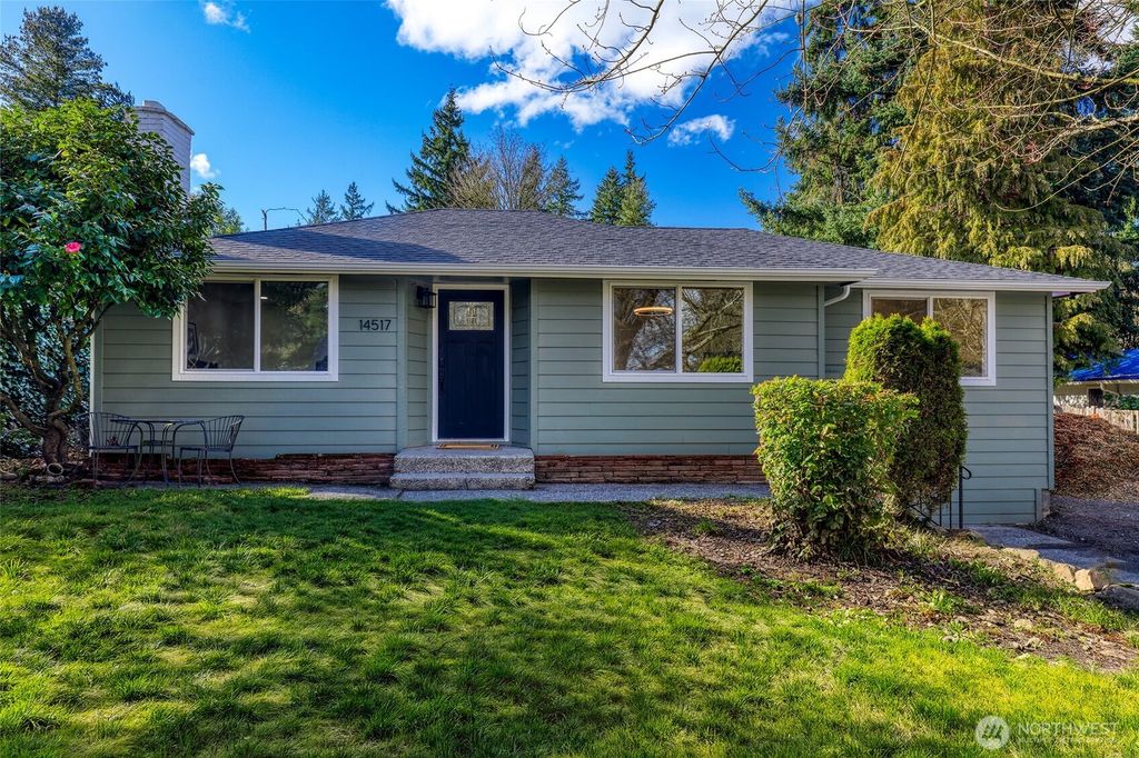 14517 Meridian Avenue N, Shoreline, WA 98133