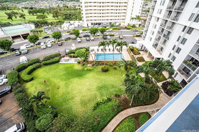 1128 Ala Napunani Street 703, Honolulu, HI 96818