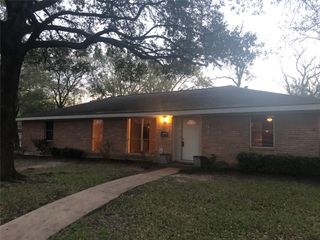 5422 Spellman Road, Houston, TX 77096