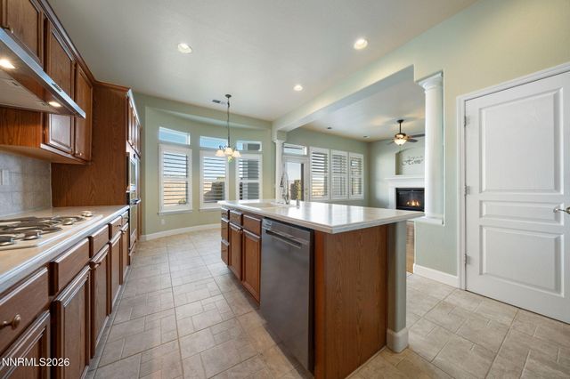 3356 Dog Leg Drive, Minden, NV 89423