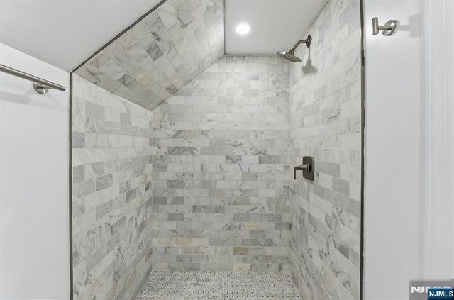 82-84 Schuyler Avenue, North Arlington, NJ 07031