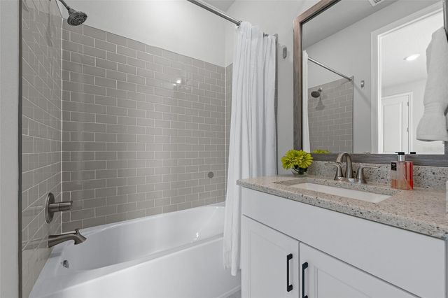 2602 W CLEVELAND STREET 3, Tampa, FL 33609