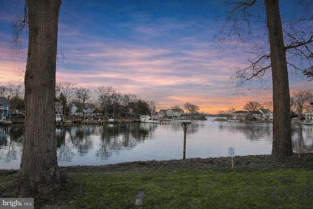 856 IMPERIAL RD, Arnold, MD 21012