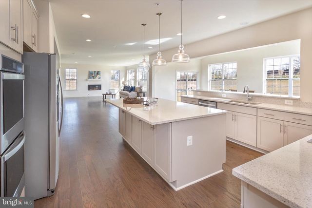 856 IMPERIAL RD, Arnold, MD 21012