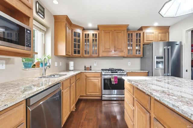 6206 Treasure Cove, Fort Wayne, IN 46835