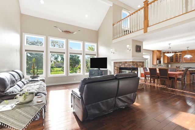 6206 Treasure Cove, Fort Wayne, IN 46835