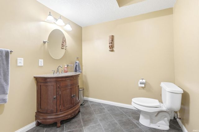 6206 Treasure Cove, Fort Wayne, IN 46835