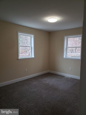 1609 LEE RD, Fort Washington, MD 20744