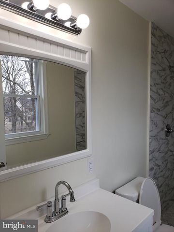 1609 LEE RD, Fort Washington, MD 20744