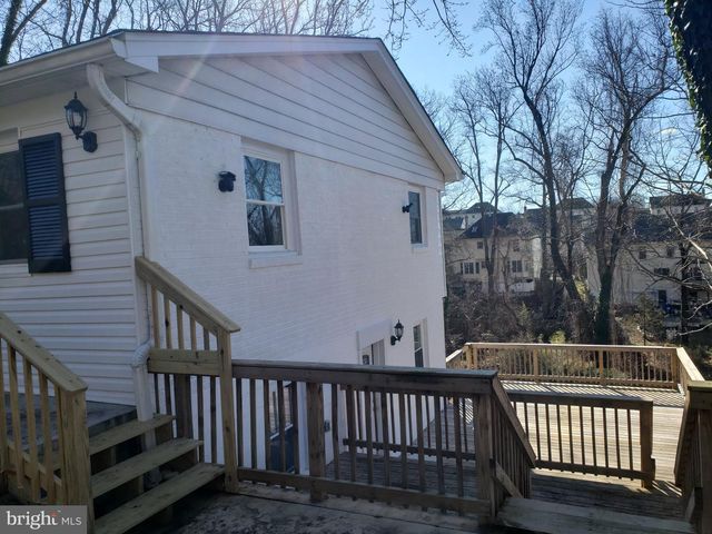 1609 LEE RD, Fort Washington, MD 20744