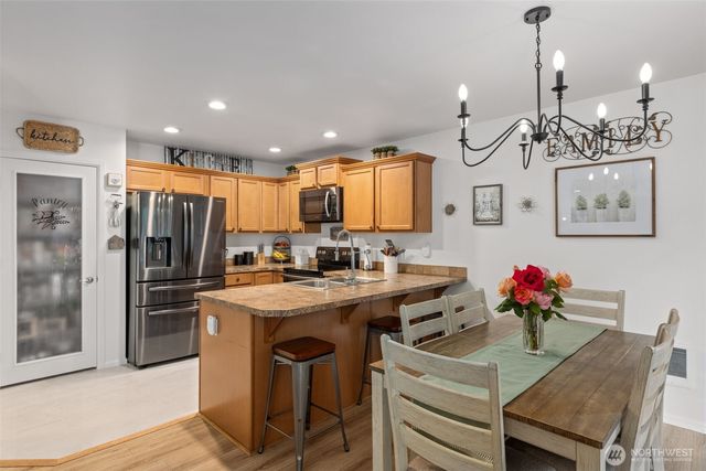 20010 19th Avenue E, Spanaway, WA 98387