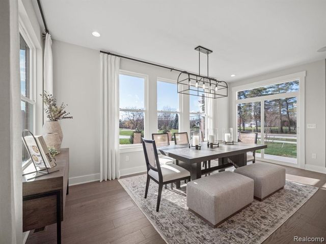 49852 Shadbush Drive, Macomb, MI 48051