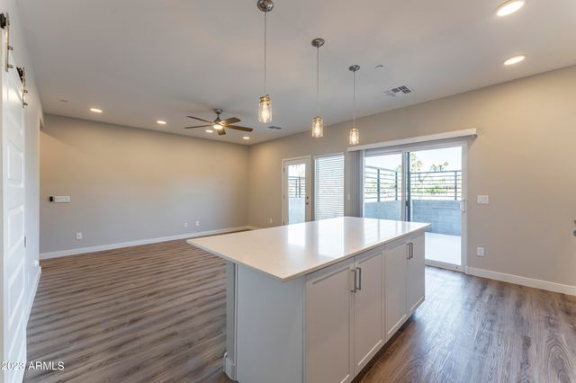 432 S 32nd Street 131, Mesa, AZ 85204