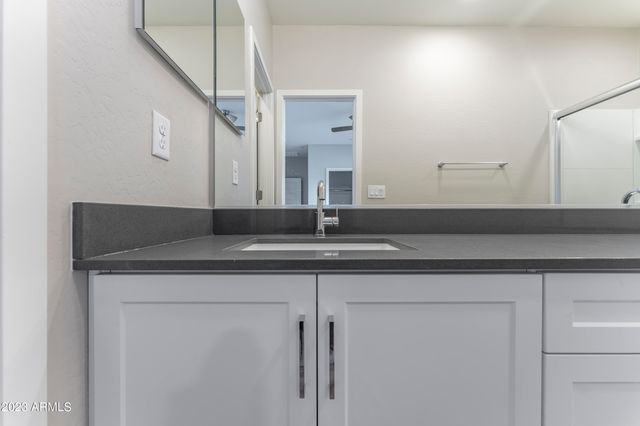 432 S 32nd Street 131, Mesa, AZ 85204
