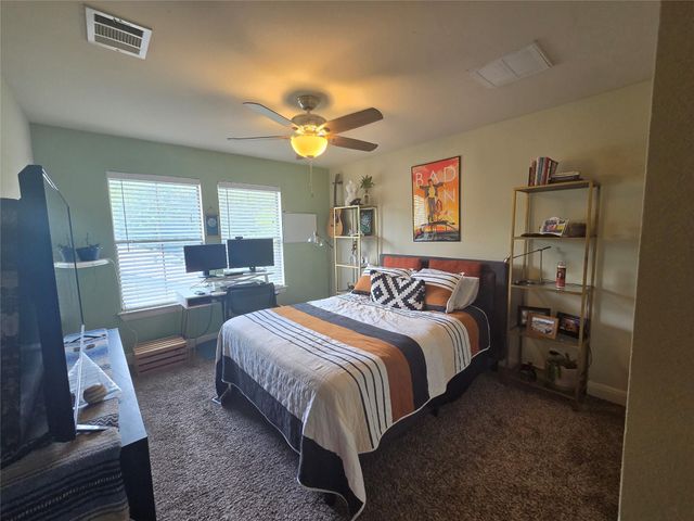 408 W Croslin ST, Austin, TX 78752