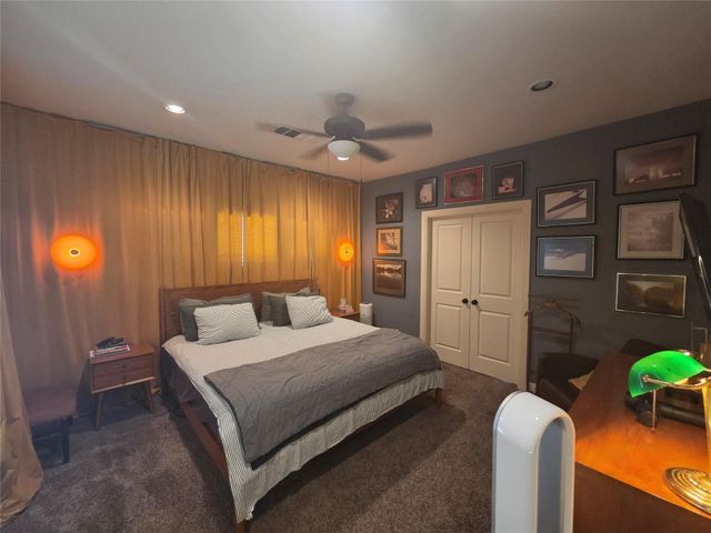 408 W Croslin ST, Austin, TX 78752