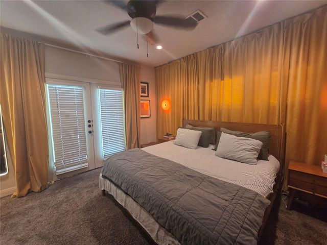 408 W Croslin ST, Austin, TX 78752