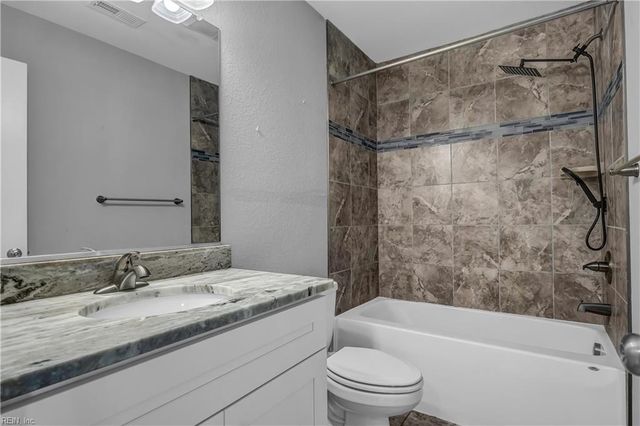 425 Culloden ST, Suffolk, VA 23434