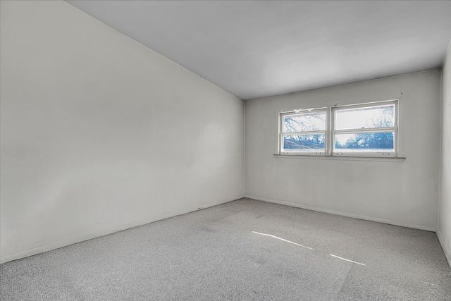 6735 N Lawndale Avenue, Lincolnwood, IL 60712