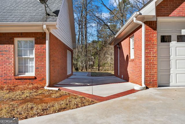 345 Huiet Drive, Mcdonough, GA 30252