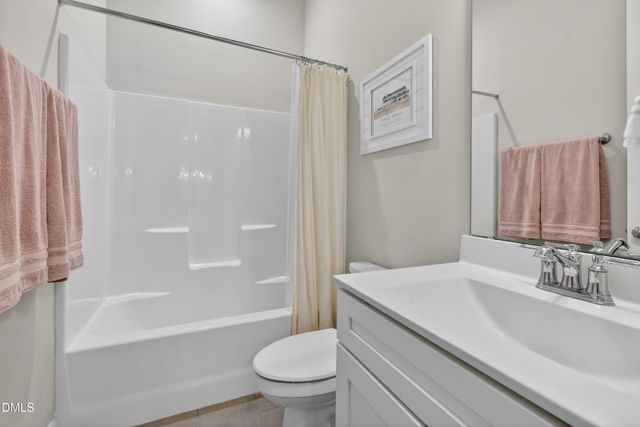 1104 Lassiter Hill Lane, Fuquay Varina, NC 27526