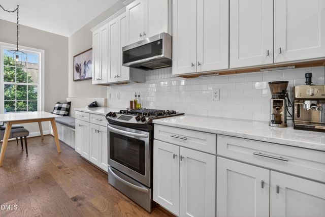 1104 Lassiter Hill Lane, Fuquay Varina, NC 27526