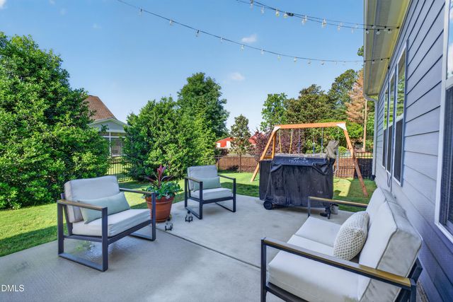 1104 Lassiter Hill Lane, Fuquay Varina, NC 27526