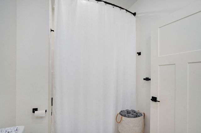 224 W Cinton St Street, Rogersville, MO 65742