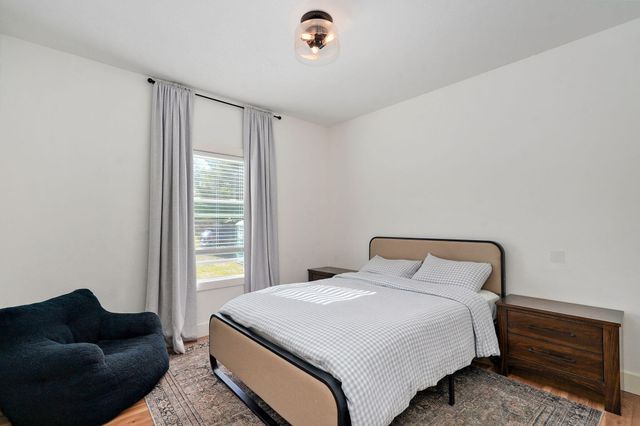 224 W Cinton St Street, Rogersville, MO 65742