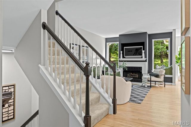 16816 Chesterfield Bluffs Circle, Chesterfield, MO 63005