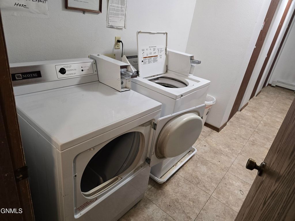 1112 Portland Drive, Bismarck, ND 58504 photo 17