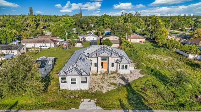 27549 Oregon ST, Bonita Springs, FL 34135