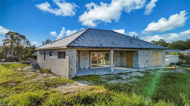 27549 Oregon ST, Bonita Springs, FL 34135