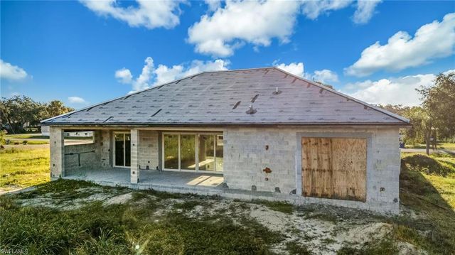 27549 Oregon ST, Bonita Springs, FL 34135