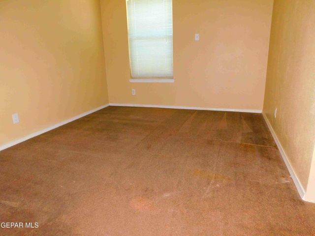 11233 RED BARREL Place, El Paso, TX 79934