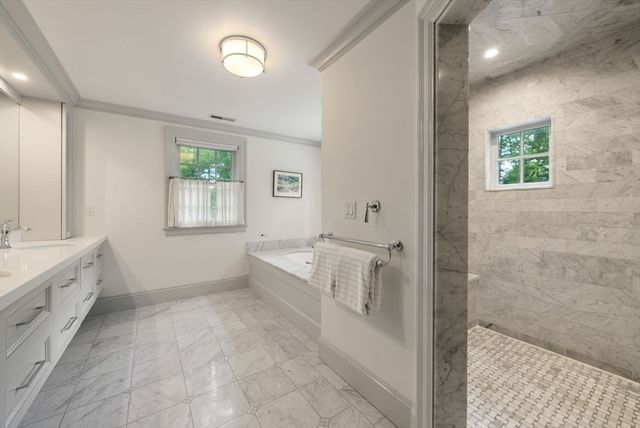 25 Kenilworth Road, Wellesley, MA 02482
