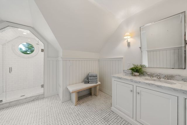 25 Kenilworth Road, Wellesley, MA 02482