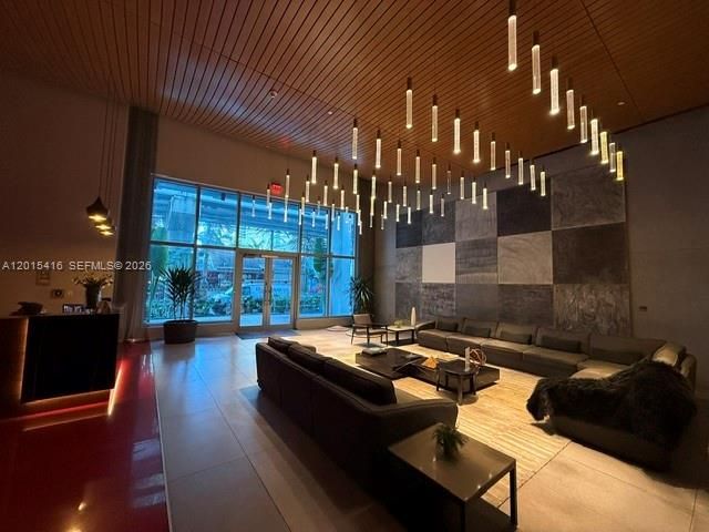 1100 S Miami Ave 801, Miami, FL 33130