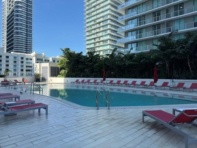 1100 S Miami Ave 801, Miami, FL 33130