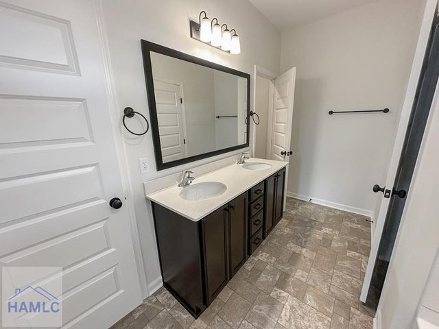 573 Doctor's Creek Road NE, Ludowici, GA 31316